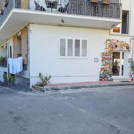 Il Muro Vecchio Studios Giardini Naxos Bagian luar foto