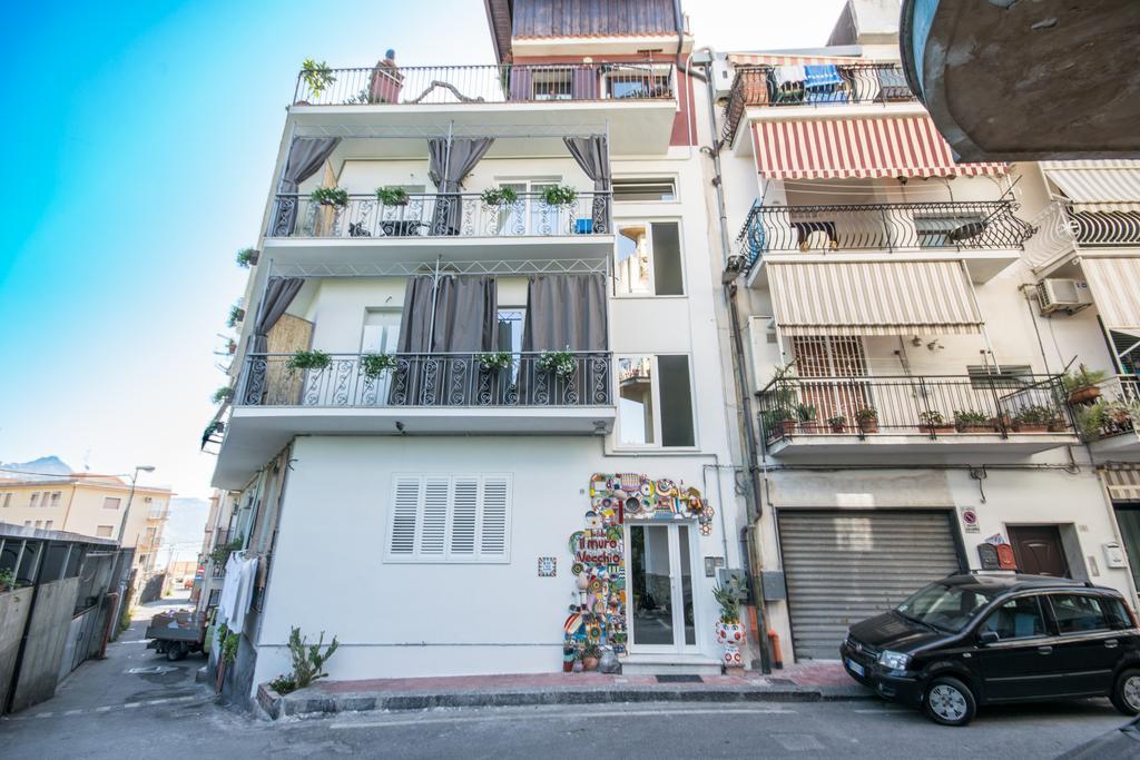 Il Muro Vecchio Studios Giardini Naxos Bagian luar foto